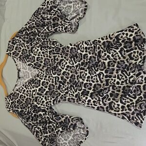 🖤🩶 Leopard Print Blouse